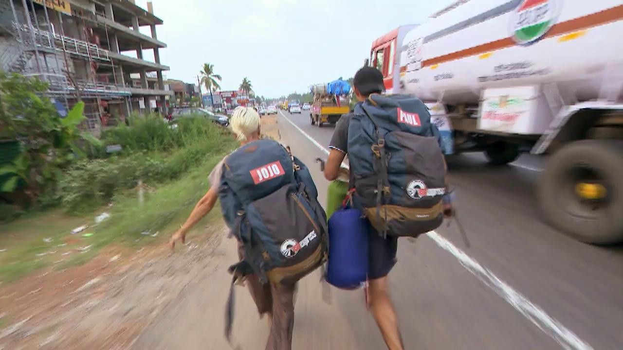 Intrecere periculoasă pe șosea. Bogdan Boantă: &rdquo;A trecut pe roșu, n-a mai stat la semafor. Șoferul părea... dilimanache!&rdquo;