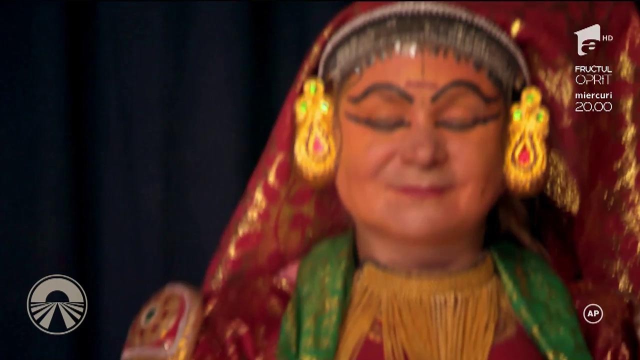 Cocuța și Bogdan Boantă, criză de r&acirc;s. Iată cum s-a costumat Anca Sigartău pentru o scenă de teatru-dans tradițional indian
