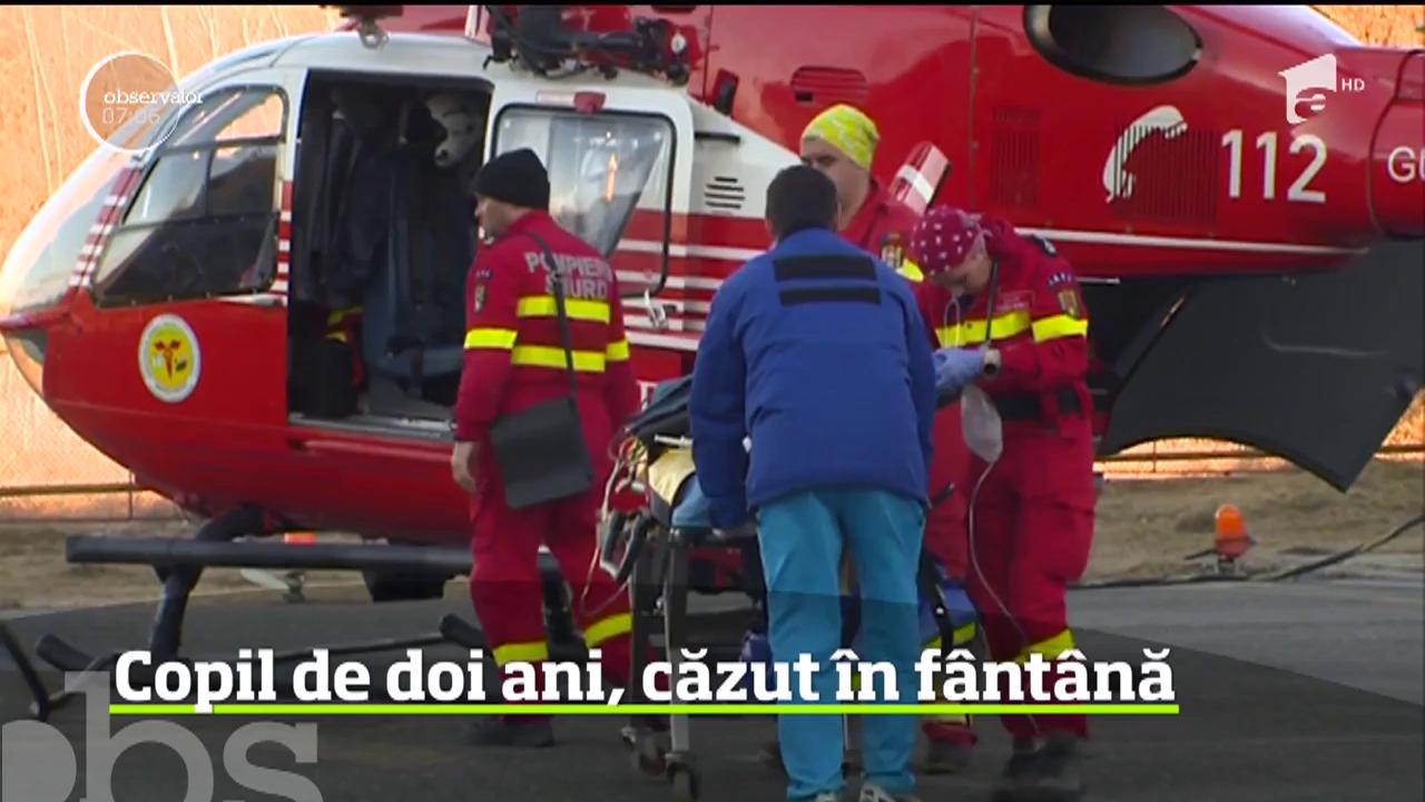 O mamă din Alba a trecut prin momente de groază, după ce băieţelul său de nici doi ani a căzut &icirc;n f&acirc;nt&acirc;na din gospodărie