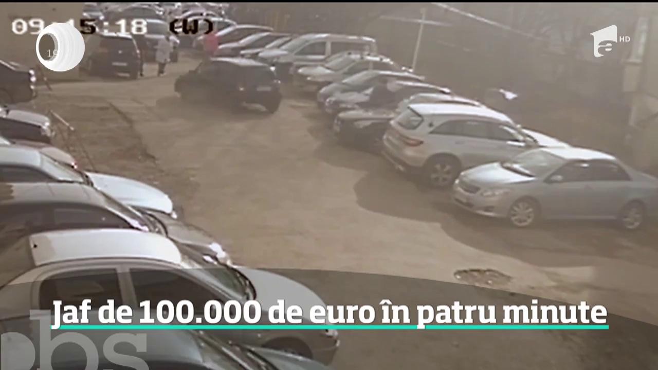 Jaful anului a fost filmat &icirc;ntr-o parcare din Suceava! Trei hoţi au furat o sută de mii de euro din autoturismul unui patron de casă de schimb valutar