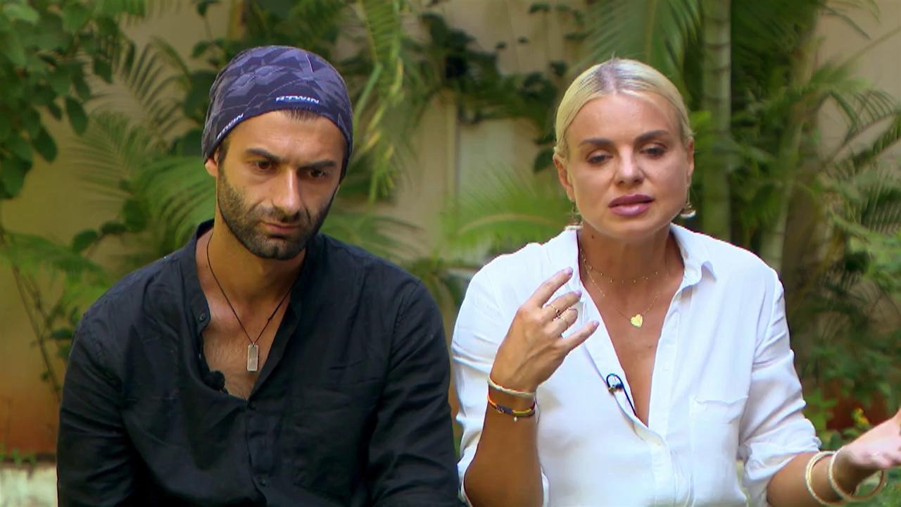 Jojo, un nou moment de descărcare nervoasă: M-a bufnit pl&acirc;nsul instantaneu! Au fost nişte zile foarte grele pentru mine!