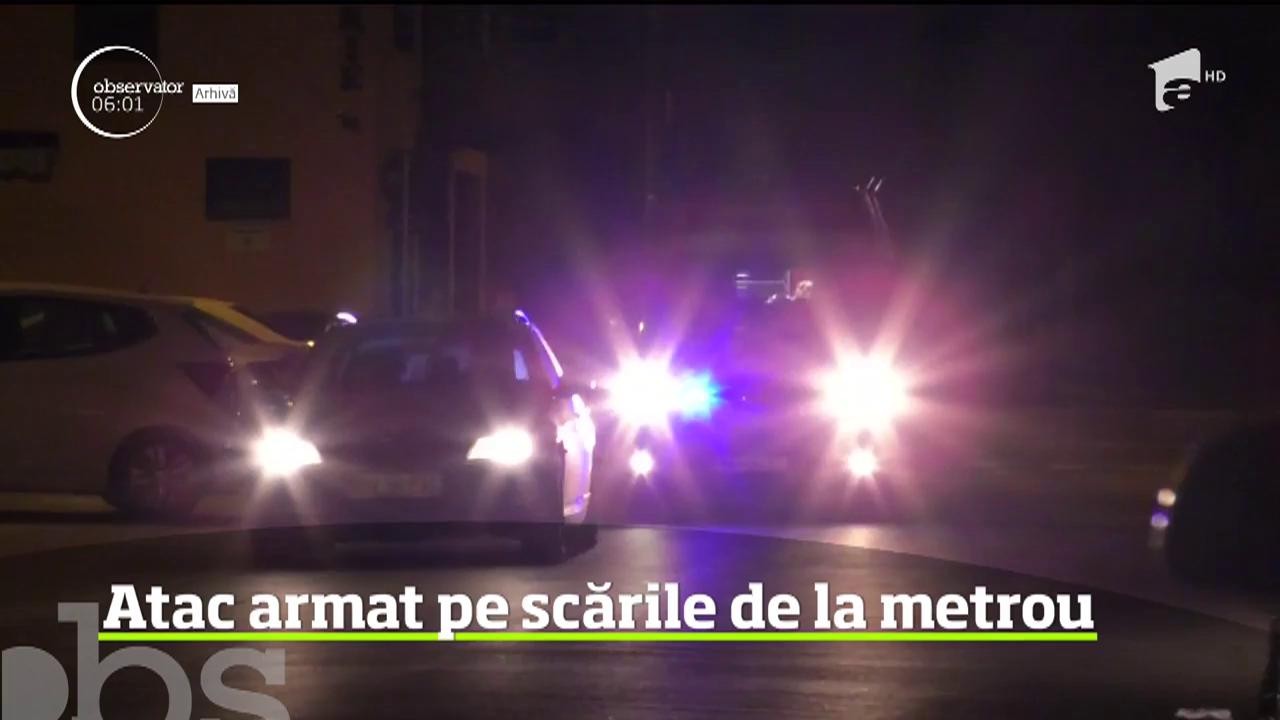 Un bărbat de 46 de ani a fost atacat după un schimb de replici cu un t&acirc;năr, &icirc;n timp ce cobora către staţia de la Piaţa Uniri