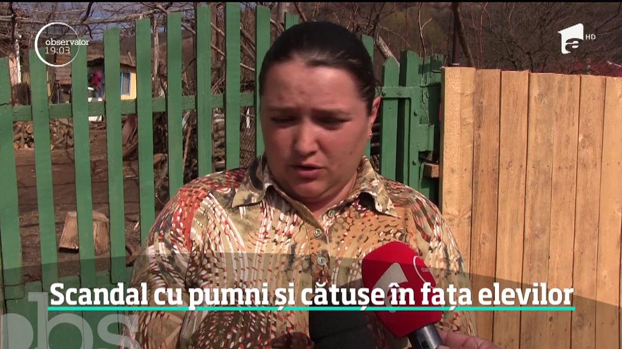 Un microbuz plin cu elevi a fost sechestrat ore &icirc;n şir de poliţişti! Şoferul a fost &icirc;ncătuşat chiar &icirc;n faţa copiilor!