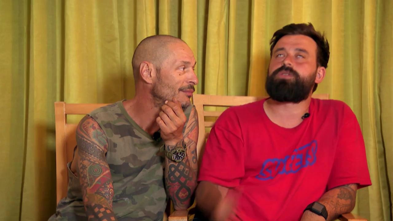 Concurenții se joacă cu elevii școlii din oraș. CRBL și Oase fac o super demonstrație cu kendama