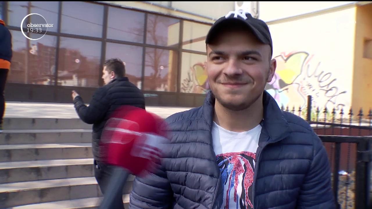 Matematica, prea grea pentru elevi: Am adormit şi m-am trezit la sf&acirc;rşitul examenului!