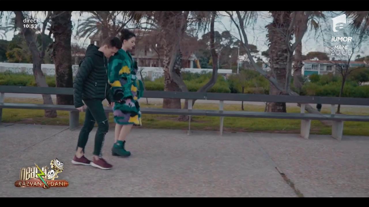 Cleopatra Stratan lansează videoclipul şi piesa "Pupă-mă"