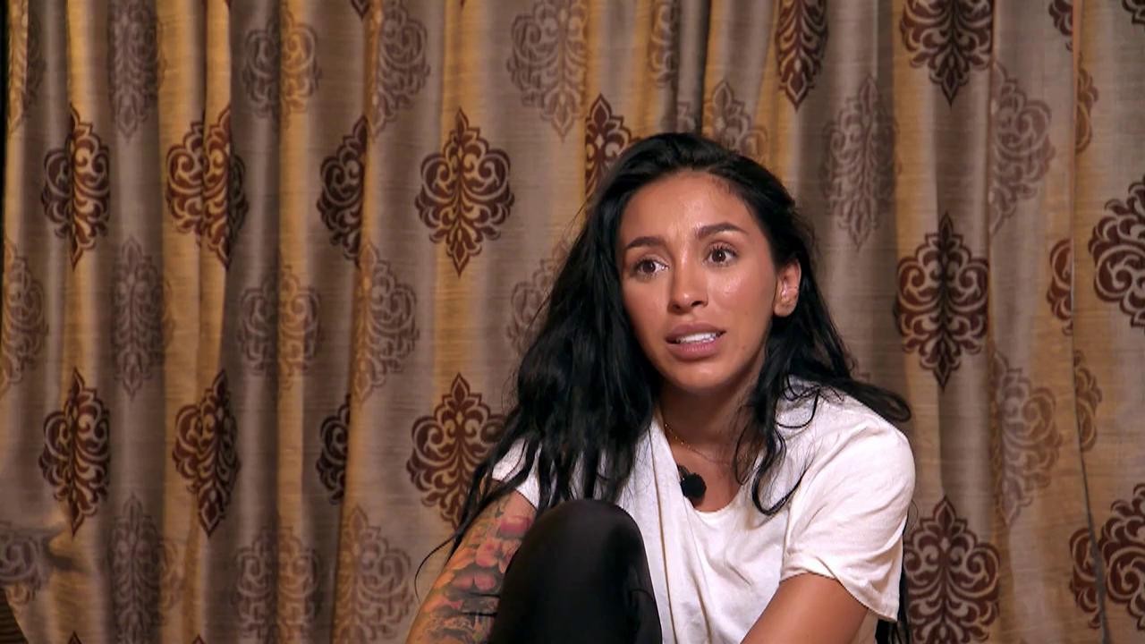 Echipele din Asia Express sunt despărțite. Ruby și Cocuța pl&acirc;ng, iar Ana Morodan este la un pas de o cădere nervoasă