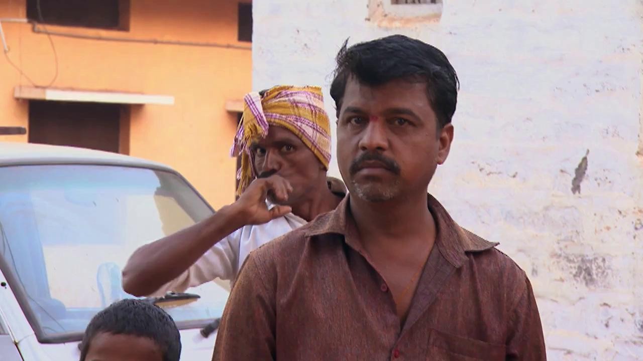 Concurenții sunt speriați și dezgustați de at&acirc;ta mizerie! Cocuța: Cum se uită oamenii la mine...  Zici că mai au puțin și mă omoară!