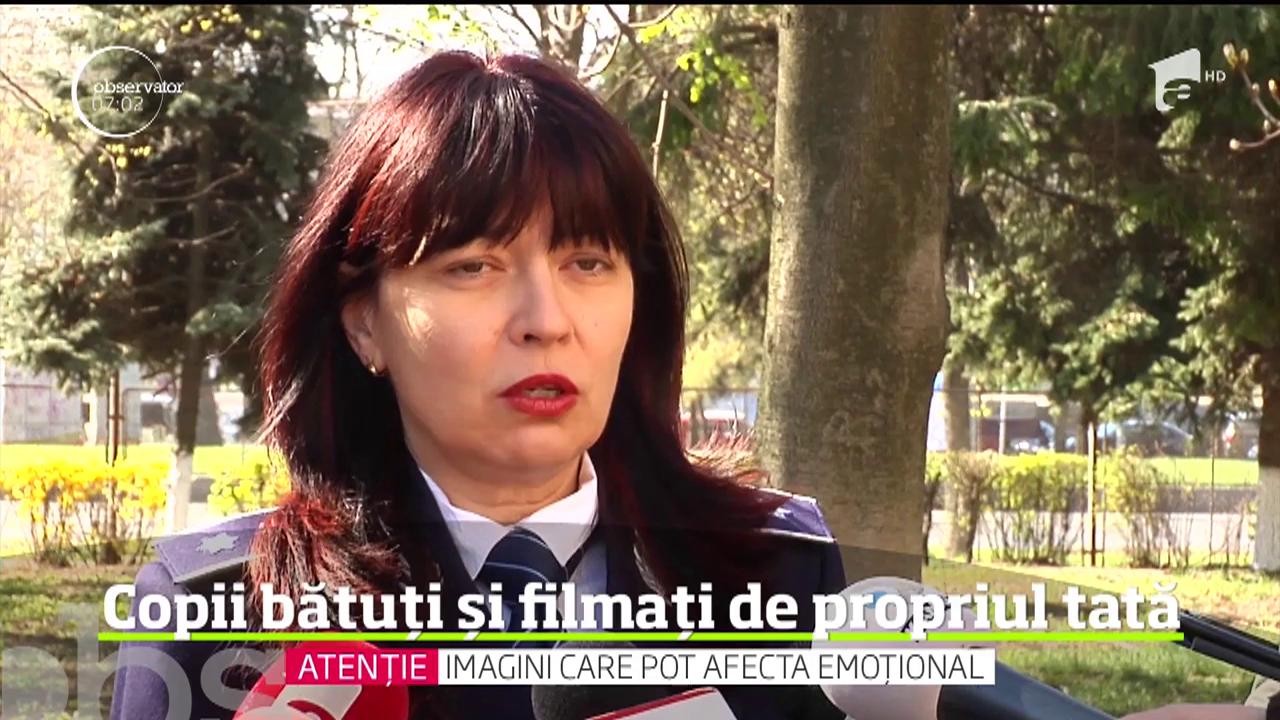 Tatăl violent din Galaţi, care s-a filmat &icirc;n timp ce &icirc;şi lovea cu sălbăticie copiii ca să se răzbune pe soţie, a fost reţinut pentru 24 de ore