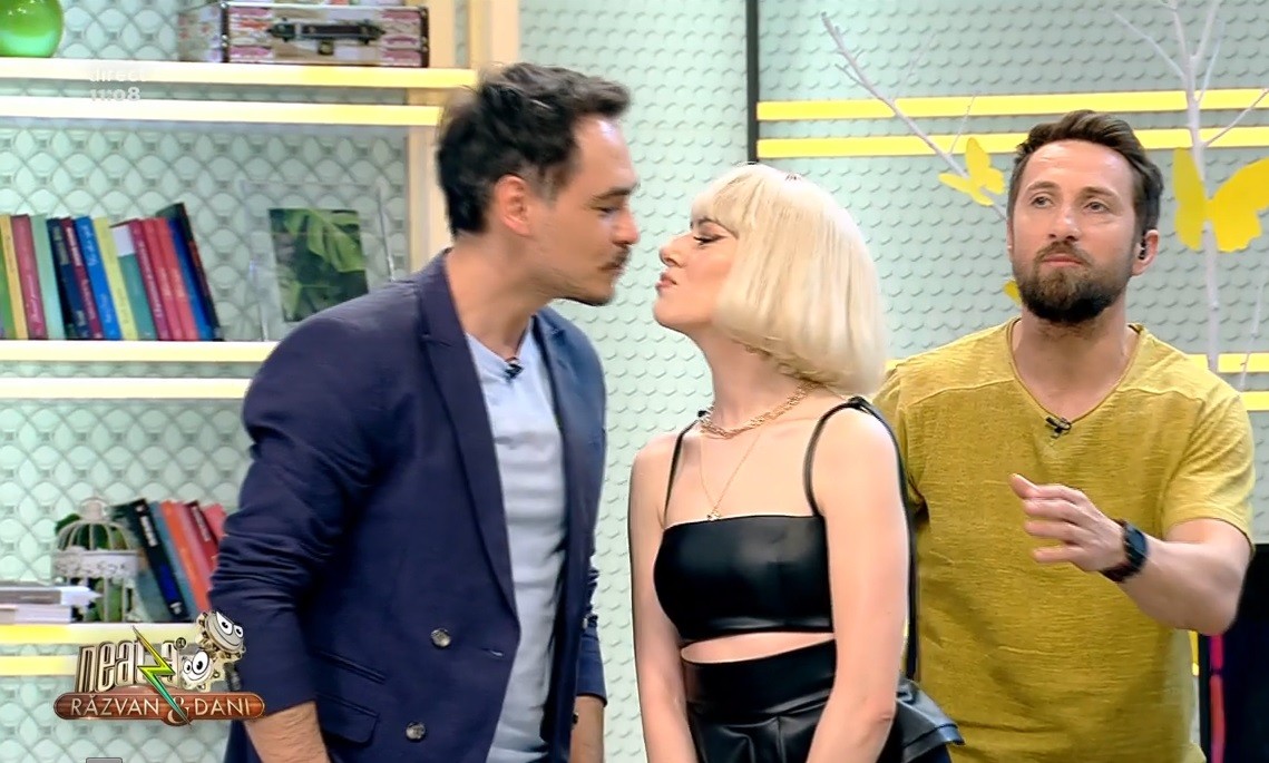 Moment incendiar la Neatza! Lidia Buble l-a pupat, &icirc;n direct, pe Răzvan Simion!