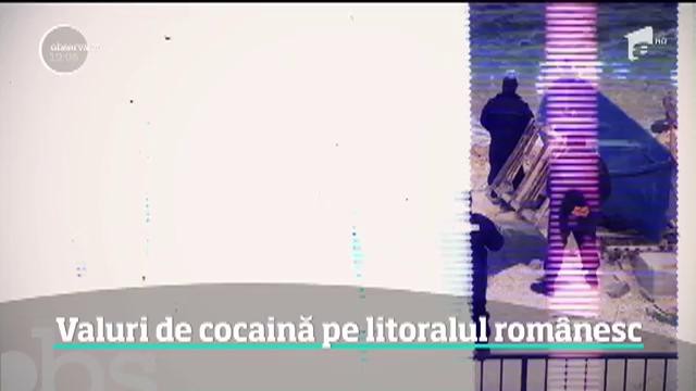 Cocaina curge &icirc;n continuare &icirc;n valuri la malul mării! Peste 150 de kilograme de droguri extrem de periculoase au recuperat poliţiştii
