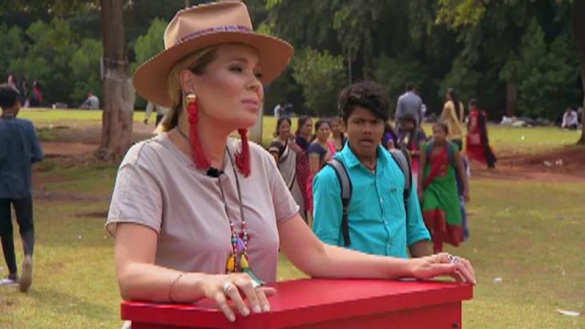 CRBL şi Oase au ajuns primii şi vor dormi la hotel! Dar nu vor fi singurii! "Cred că Gina era puţin amnezică de a uitat de amuleta noastră"