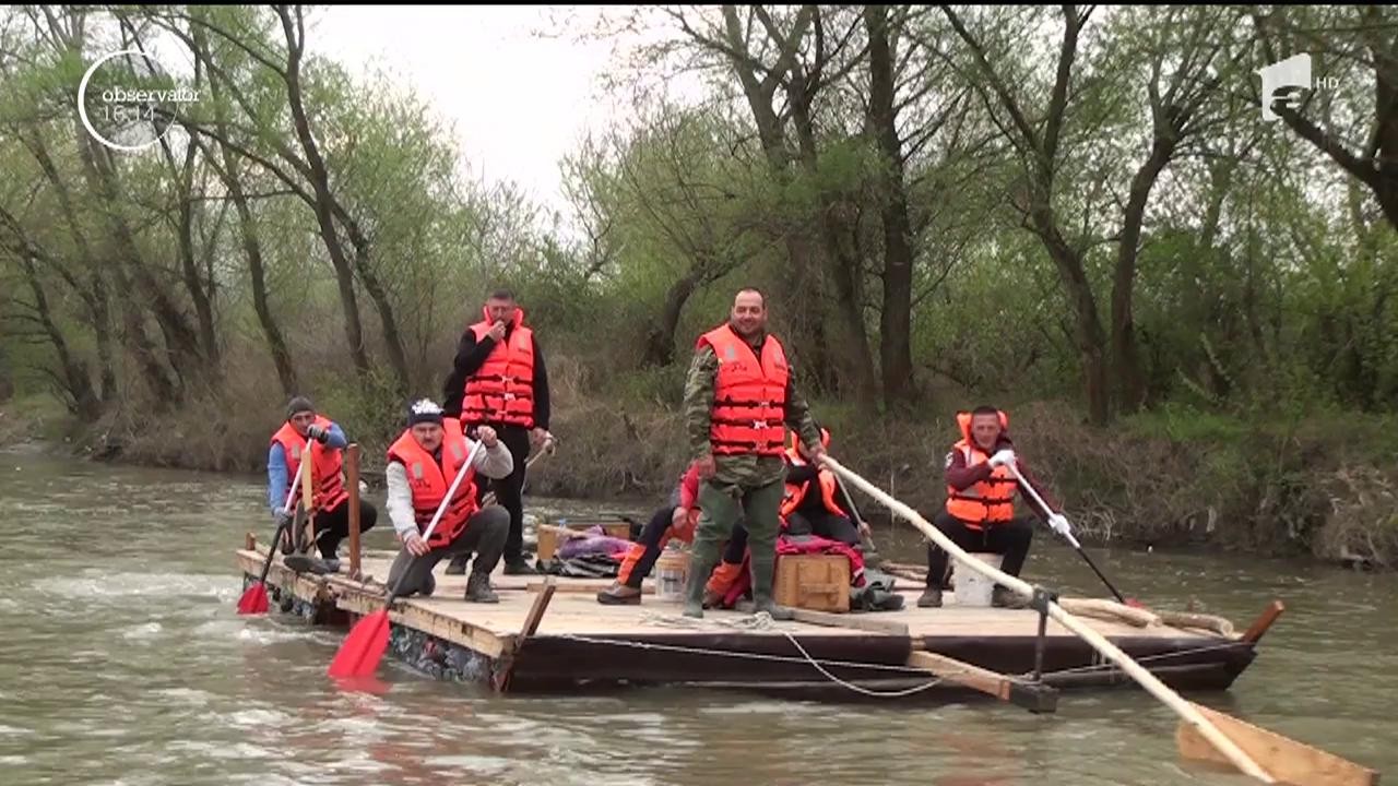 Opt pompieri din Harghita trag un semnal de alarmă asupra poluării apelor!