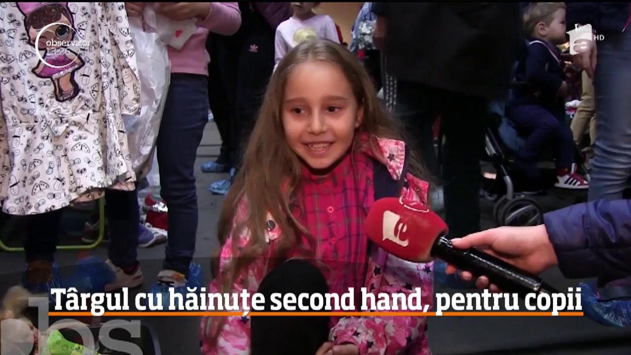 T&acirc;rgul cu hăinuțe second hand, pentru copii