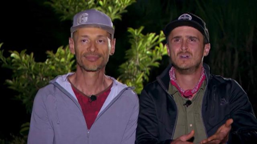 Semifinaliștii Asia Express, misiune &icirc;ntr-o fabrică de turmeric! CRBL: "A trebuit să ne mozolim cu mămăligă"