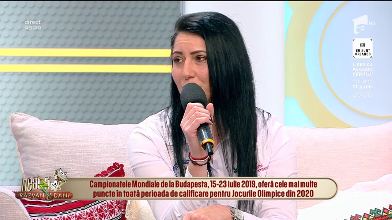 Performanţă la sabie pentru Rom&acirc;nia. Bianca Pascu: De șapte ani mă antrenez cu lotul de băieți. &Icirc;mi e puțin greu. La antrenament am adversari doar băeți, iar la concursuri fete