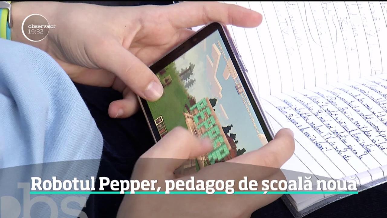 &Icirc;ntr-o şcoală din Capitală, elevii au &icirc;nvaţat engleza şi matematică fără profesor. La catedră a stat &icirc;nsă un robot!
