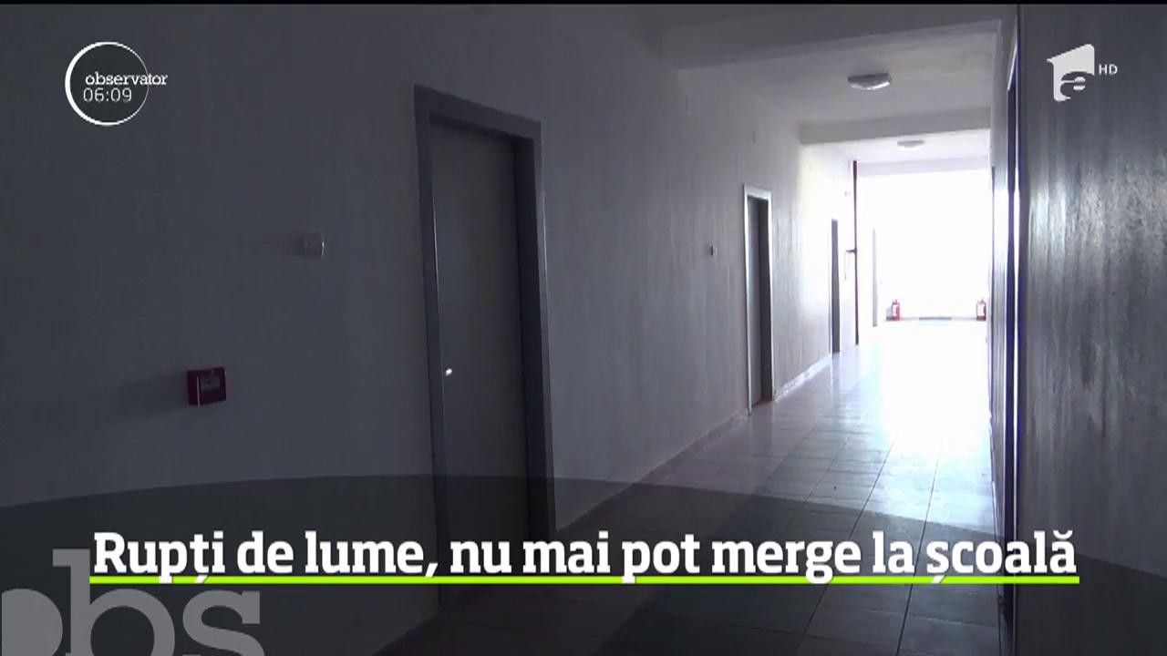 Situaţie revoltătoare &icirc;ntr-o comună din Caraş-Severin. Localnicii de aici fac apel la autorităţi pentru reintroducerea unui mijloc de transport public
