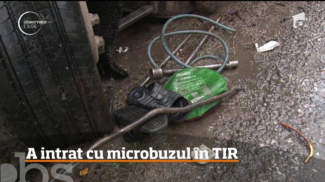 Accident grav pe DN1 &icirc;n dreptul localităţii Lucianca! Un microbuz care transporta 5 muncitori spre Buftea a intrat &icirc;n plin &icirc;ntr-un TIR care venea din sens opus