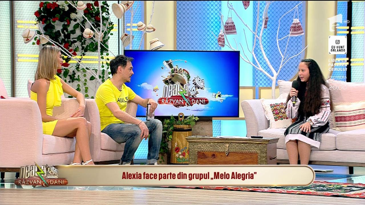 Alexia Gemene c&acirc;ntă, la Neatza cu Răzvan și Dani, melodia - Hai poftiți la s&acirc;rbă roată roată