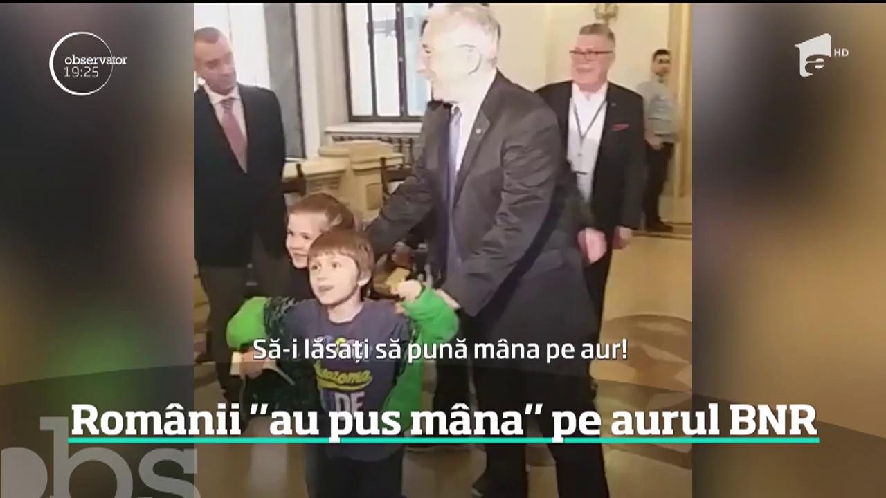 Mii de rom&acirc;ni au descoperit astăzi bogăţia Băncii Naţionale! Lingouri de aur şi multe colecţii impresionante