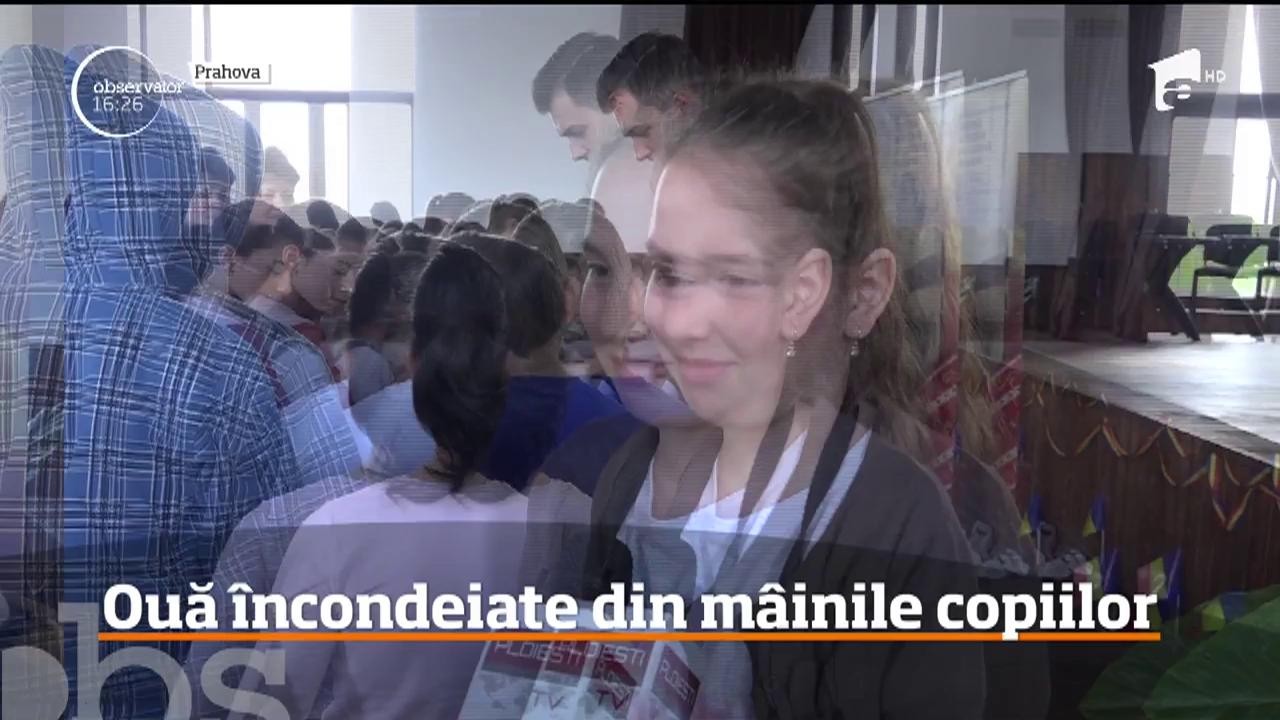 &Icirc;nainte de Paşte, zeci de copii &icirc;nvaţă tehnicile pentru &icirc;ncondeiat ouă