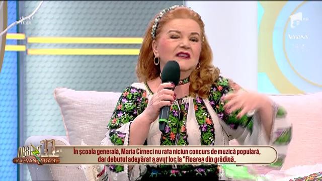 Maria C&acirc;rneci, veșnic devotată folclorului: Am peste 100 de costume populare