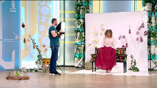 Parada de modă, marca Anda Mănescu. Ia rom&acirc;nească, &icirc;ntre tradițional și modern