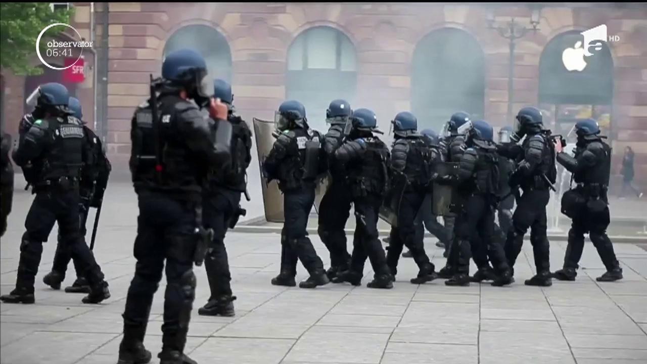 Pentru al 24-lea weekend consecutiv au fost proteste violente &icirc;n Franţa