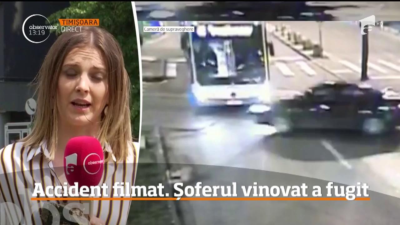 Accident filmat &icirc;n Timişoara.  Un autobuz a fost lovit de o maşină care a trecut pe culoarea roşie a semaforului