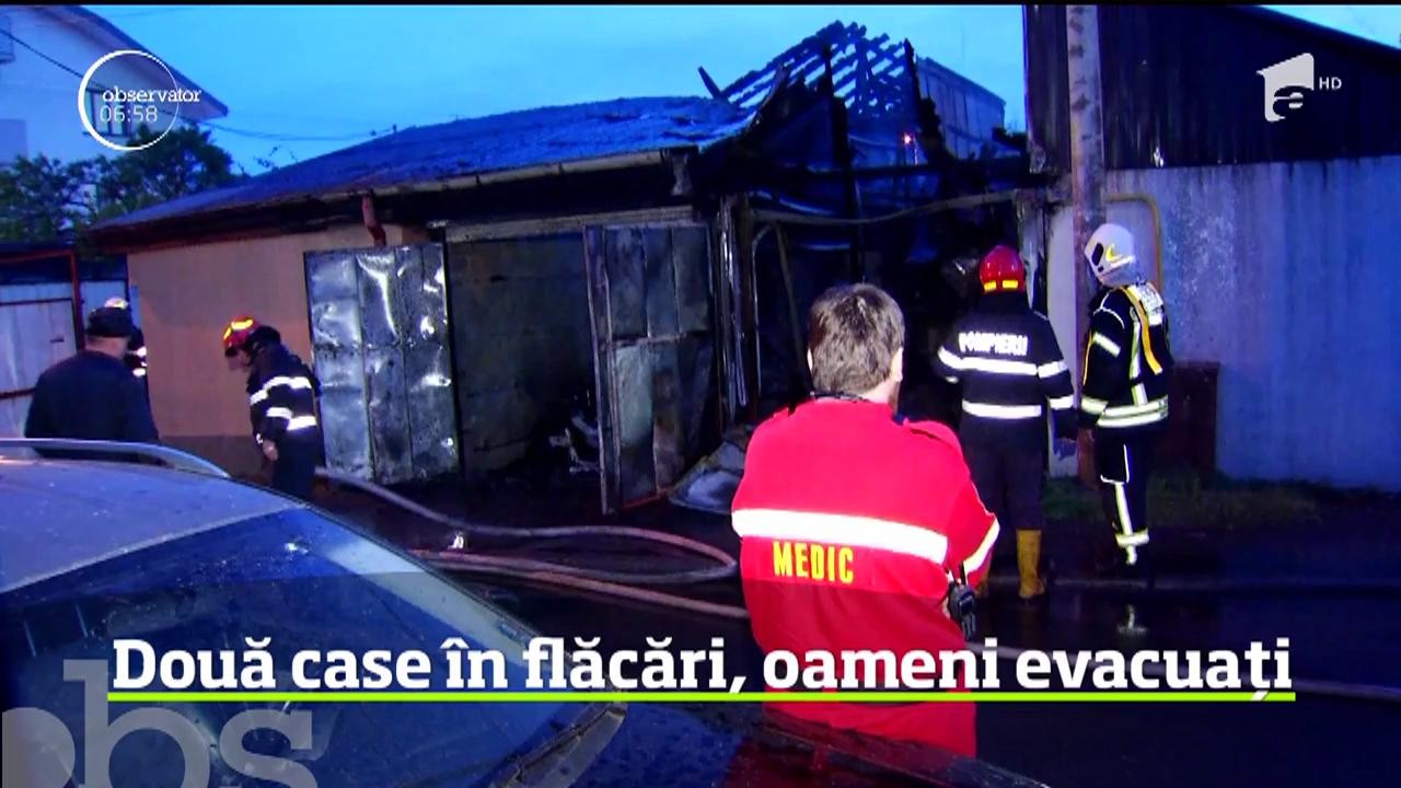 Panică &icirc;n Capitală! Două case şi un garaj s-au făcut scrum
