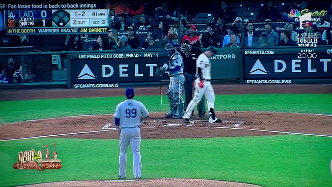 Smiley News. Ghinion sau noroc? Suporterul care a rămas flăm&acirc;nd din cauza unui jucător de baseball