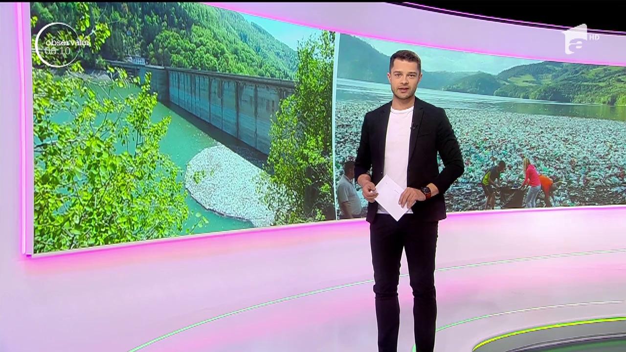 Ca &icirc;n fiecare an, după ploile sezoniere, lacul Bicaz, colţul de Rai din judeţul Neamţ, se umple de gunoaie