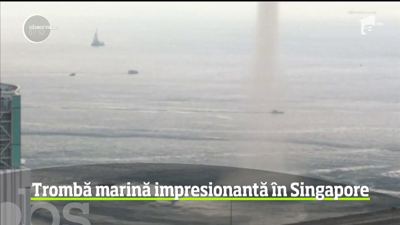 Imagini impresionante surprinse &icirc;n Singapore. Timp de aproape 20 de minute, localnicii au privit cum un v&acirc;rtej absoarbe cu putere apa din mare