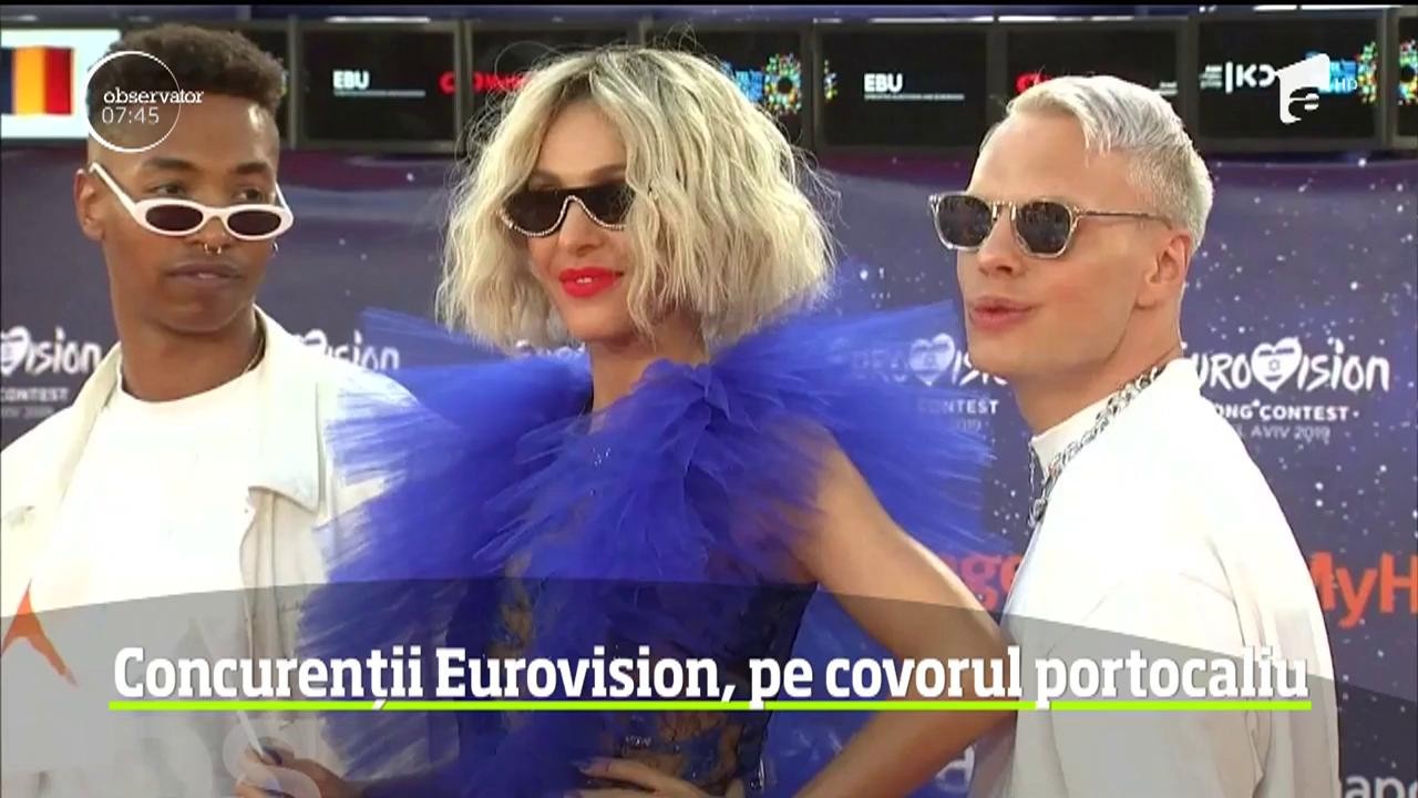&Icirc;ncepe Concursul Eurovision, iar artiştii au defilat, &icirc;n cadrul ceremoniei de deschidere, pe covorul "portocaliu"