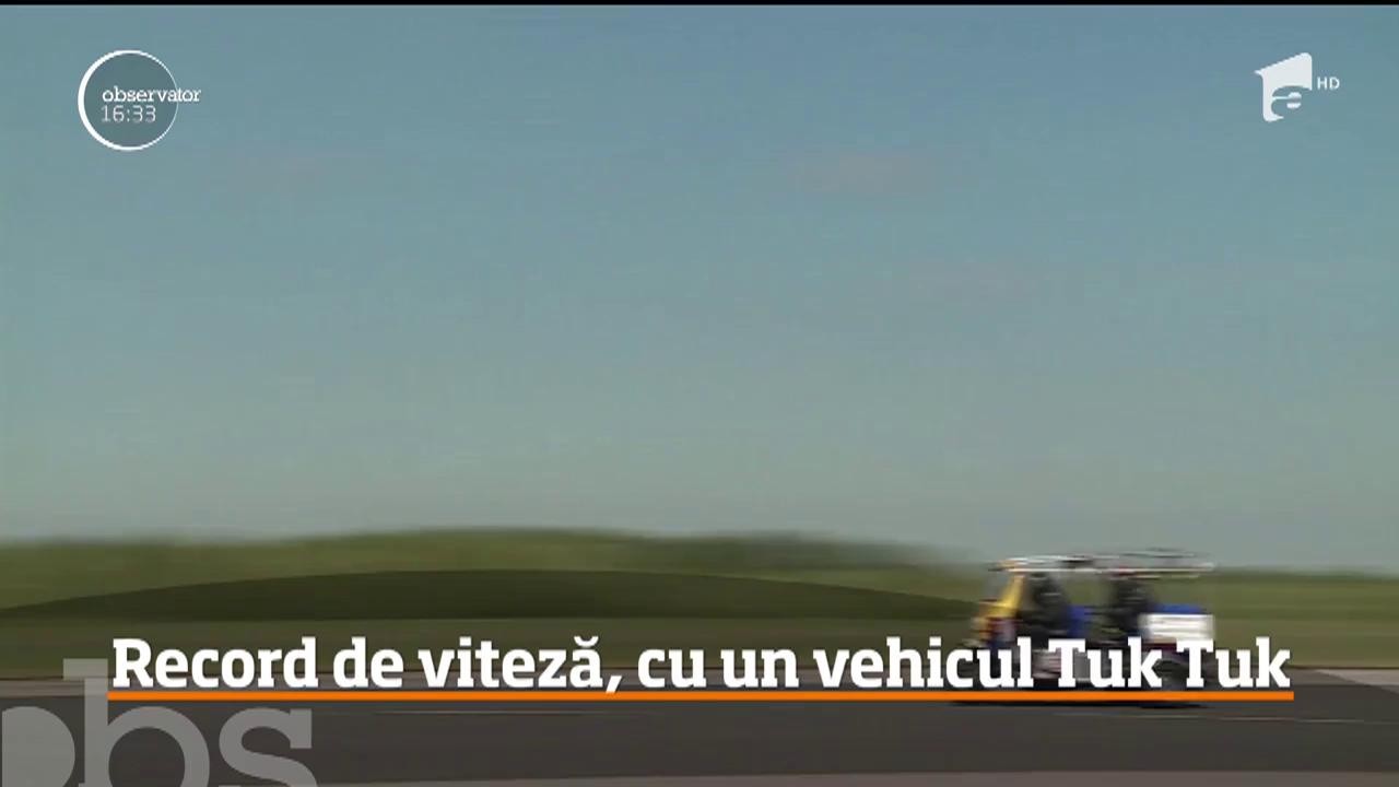 Record de viteză, cu un vehicul Tuk Tuk