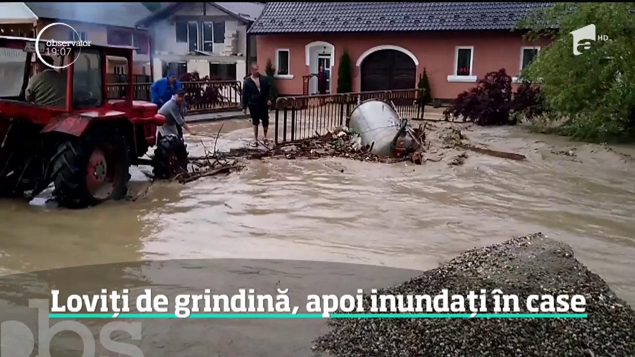 A fost potop &icirc;n nordul ţării. &Icirc;n 24 de ore a plouat c&acirc;t pentru toată luna mai