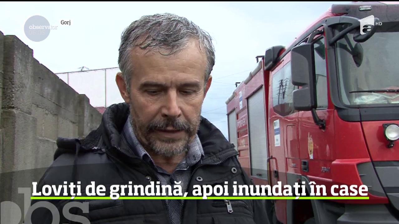 Inundaţiile de cod roşu sunt mai rapide dec&acirc;t autorităţile! Mii de oameni au fost luaţi de viituri