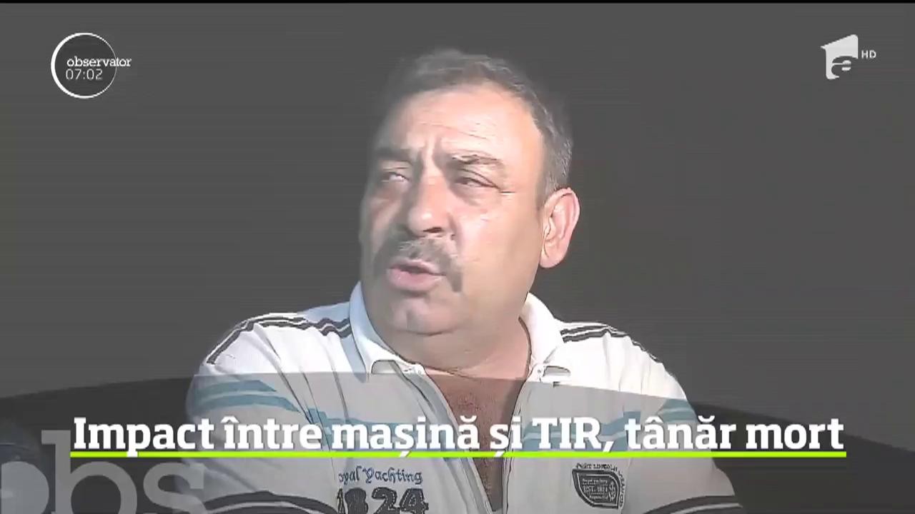 Un şofer de 21 de ani a murit după ce autoturismul pe care &icirc;l conducea a intrat pe contrasens direct sub roţile unui TIR