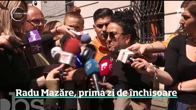 &Icirc;n prima noapte petrecută la Rahova, Radu Mazăre a fost singur &icirc;n cameră şi a citit istorie şi geografie
