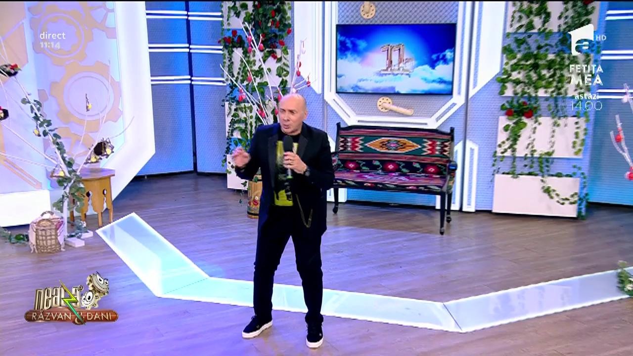 Marcel Pavel c&acirc;ntă, la Neatza cu Răzvan și Dani, melodia Z&acirc;mbetul tău