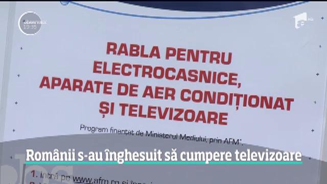 Rom&acirc;nii s-au bătut pe electrocasnice online