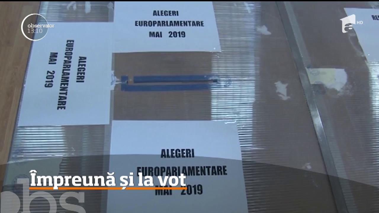 Pentru doi tineri din Timiş, prima zi &icirc;n calitate de soţ şi soţie a &icirc;nceput la secţia de votare!
