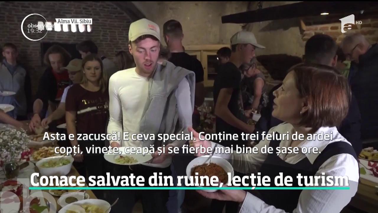 Conace salvate din ruine, lecție de turism