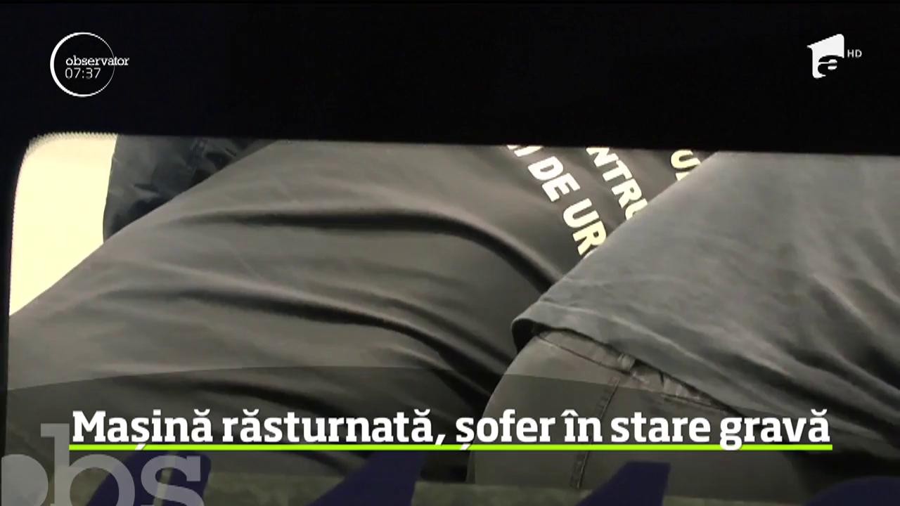 Un autoturism s-a răsturnat pe o stradă din Piatra Neamţ