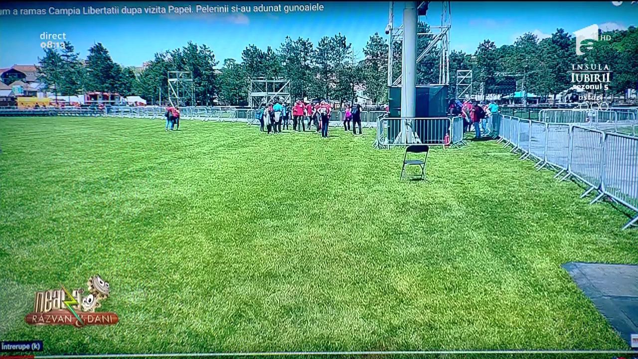 Smiley news de la Neatza cu Răzvan și Dani. C&acirc;te gunoaie au rămas pe C&acirc;mpia Libertății după vizita Papei