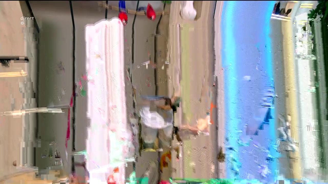 Rețeta zilei: Delicii de vară, o salată de vinete cu dovlecei și ardei copți