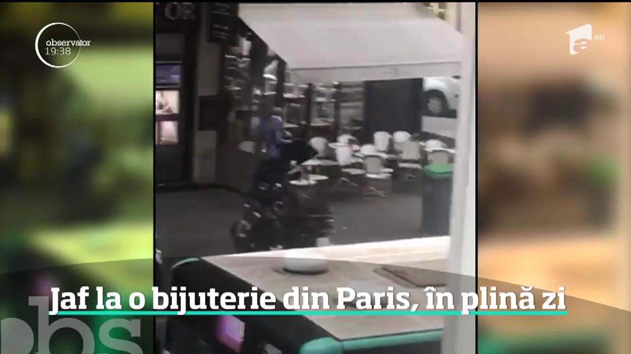 Jaf &icirc;n plină zi la un magazin de bijuterii din centrul Parisului