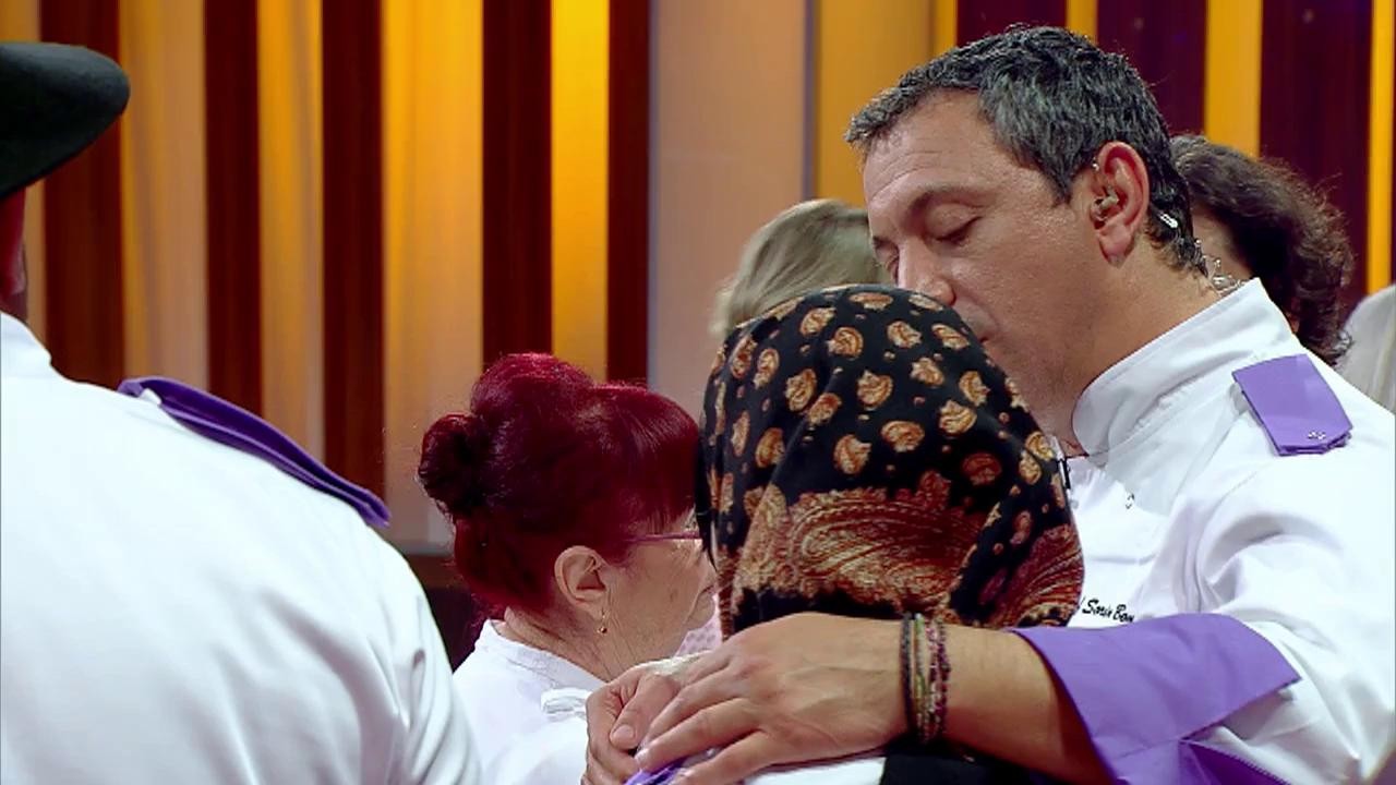 Sorin Bontea nu va avea nicio echipă în ultimul act! Chef Scărlătescu şi familia Crudu merg în marea finală!