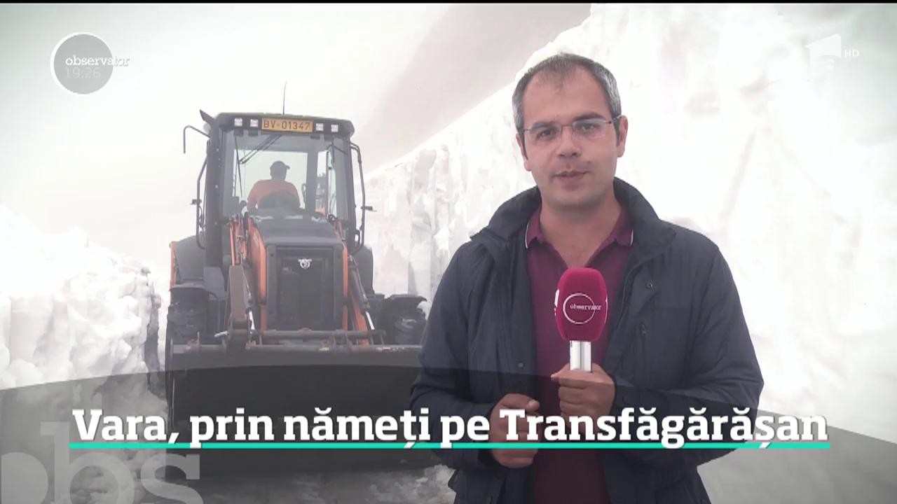 Calendaristic, suntem &icirc;n plină vară, &icirc;nsă pe Transfăgărăşan zăpada este de cinci metri